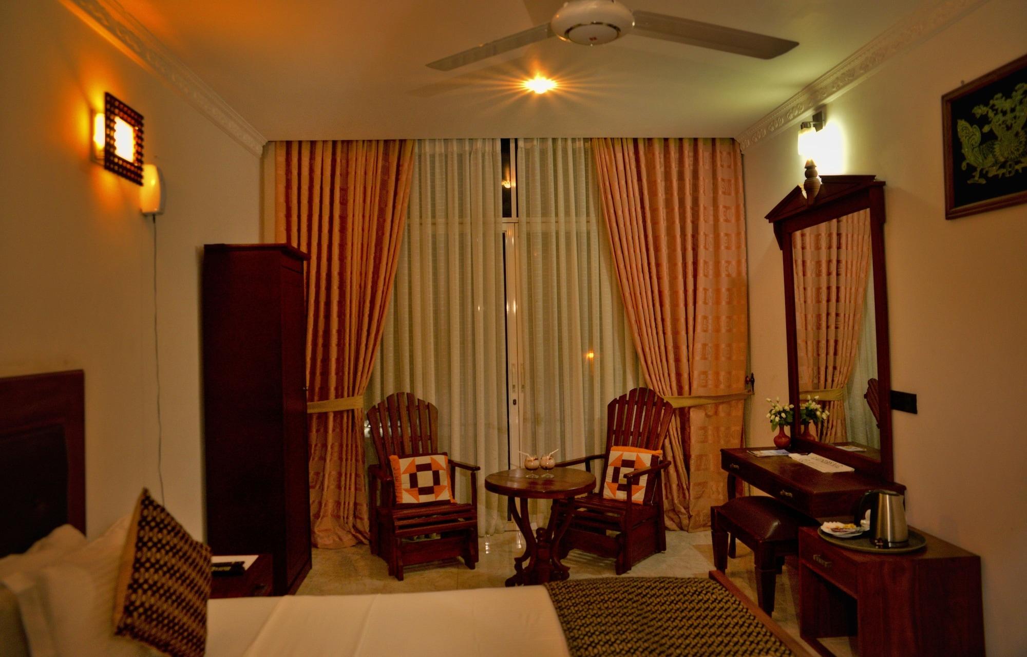 Ceylan Lodge Anuradhapura Buitenkant foto