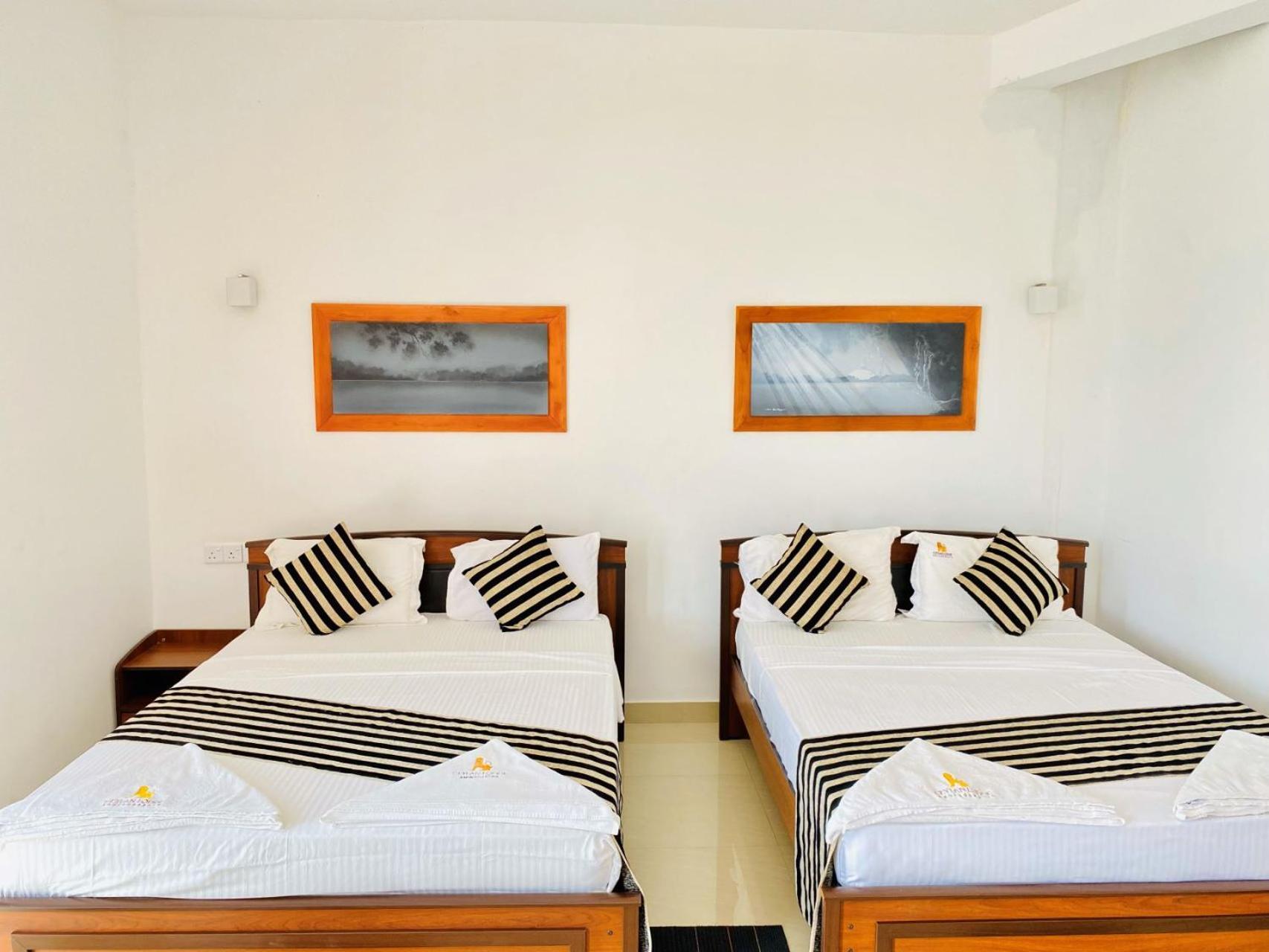 Ceylan Lodge Anuradhapura Buitenkant foto