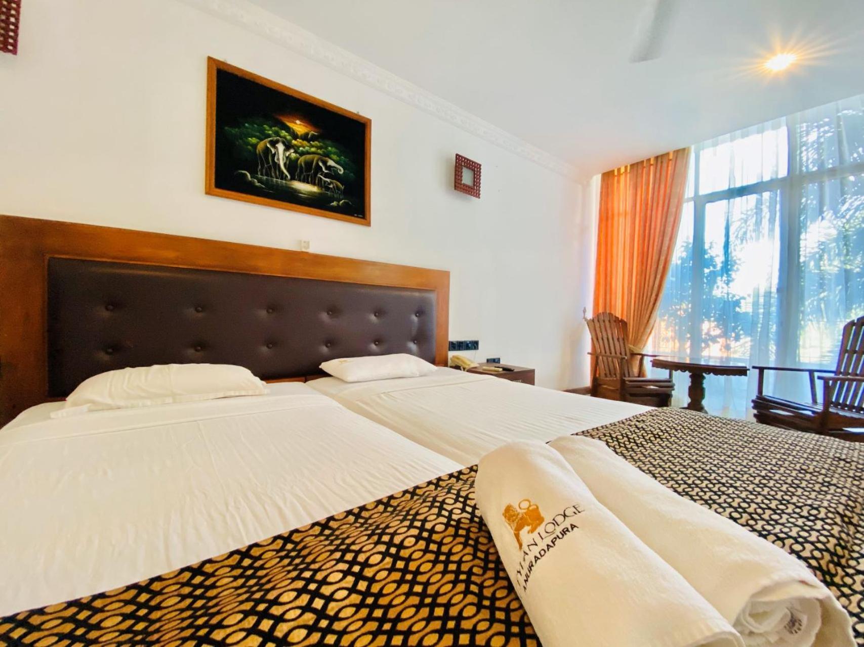 Ceylan Lodge Anuradhapura Buitenkant foto